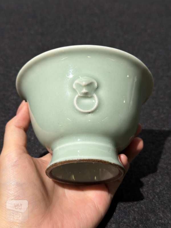 清乾隆 粉青釉铺首衔环耳杯 - 图3